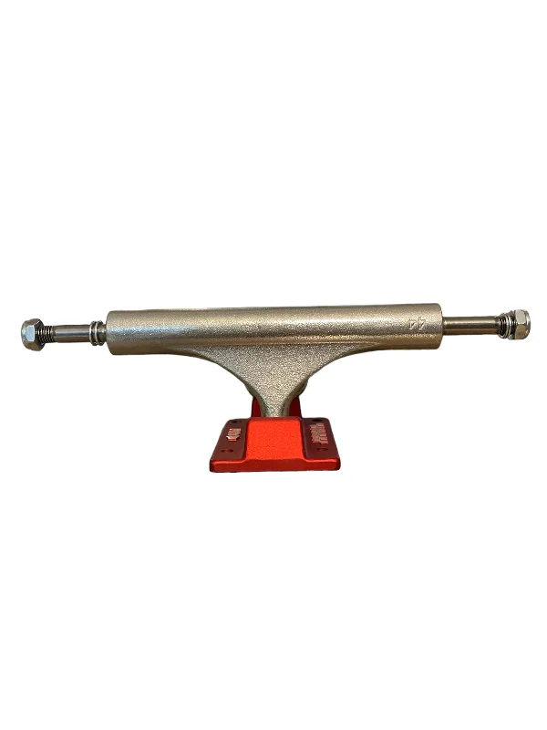 Skateboard Trucks For More Efficient Rides-Trucks Ace - Classic Silver Red